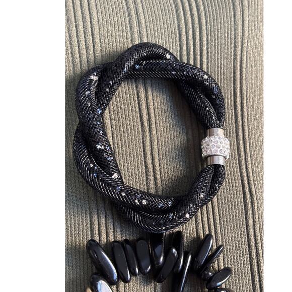 Plunder 3 Bracelets Black Elastic Beaded Charm Stackable BOHO Glam Layered - Picture 7 of 8